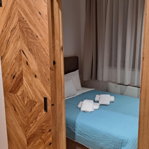 Lux Apartmani 2,5,8,11 u Casa di legno