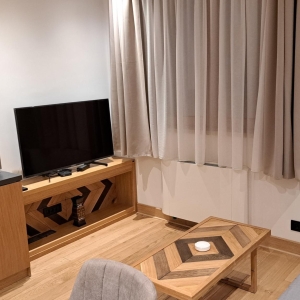 Lux Apartmani 2,5,8,11 u Casa di legno