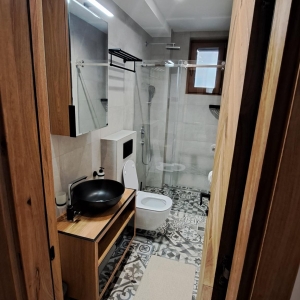 Lux Apartmani 2,5,8,11 u Casa di legno