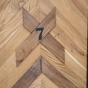 Lux Apartmani 2,5,8,11 u Casa di legno
